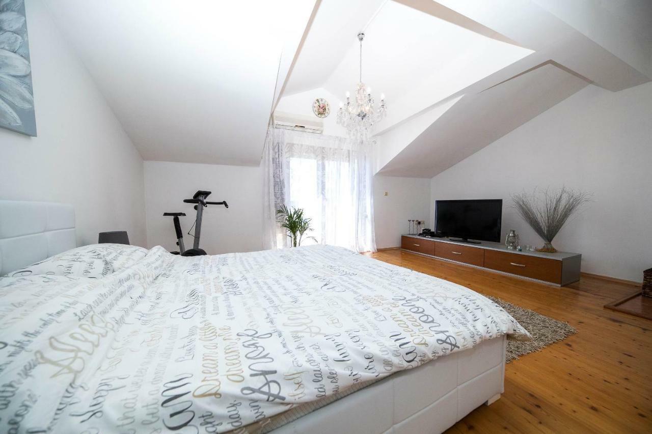 Roko Apartments Селце Экстерьер фото